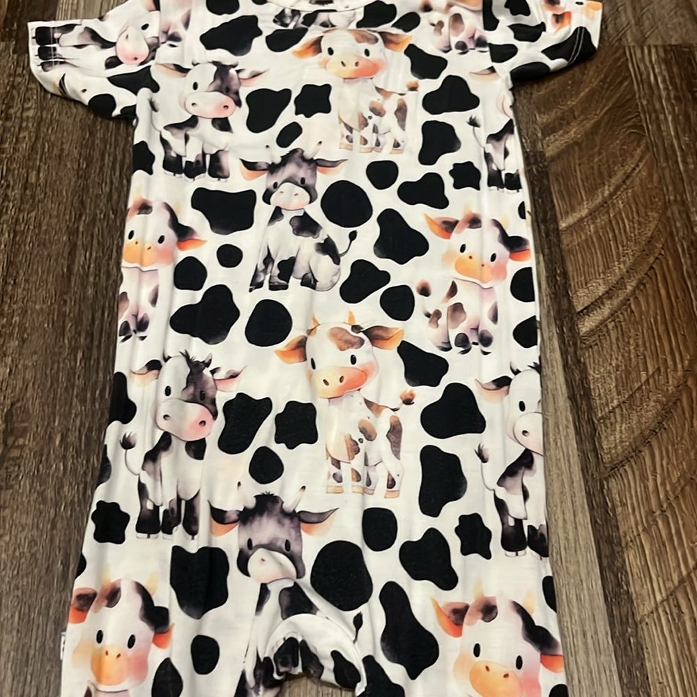 Bums & Roses Cow Romper - Picture 3 of 4